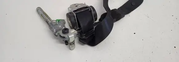 Opel Corsa D Front seatbelt 607707600C 071005