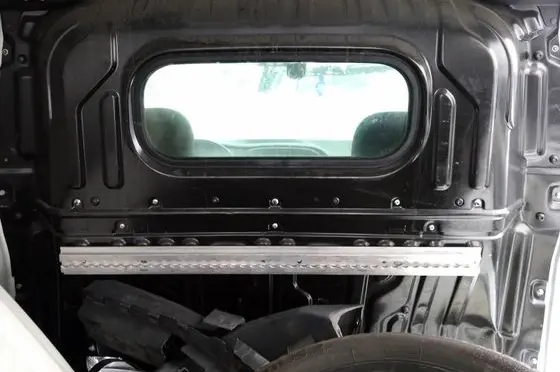 Fiat Doblo Partition between cabin 