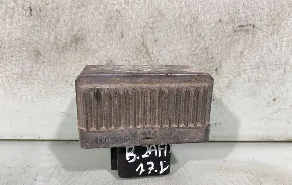 Opel Zafira B Glow plug pre-heat relay