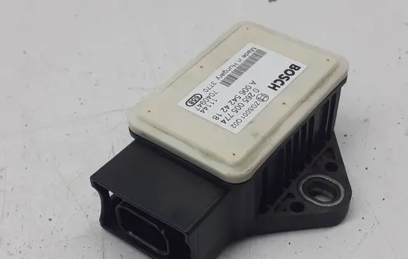 Mercedes-Benz Vito Viano W639 ESP acceleration yaw rate sensor A0065424218 0265005774
