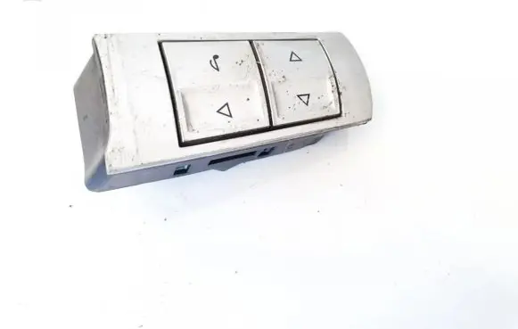 Chrysler 300 - 300C Steering wheel buttons/switches 0uz57xzaac