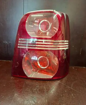 Volkswagen Touran I Rear/tail lights 1T0945096J 1T0945112G