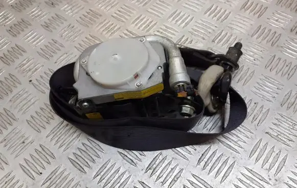 Subaru Impreza III Front seatbelt C9343HR10