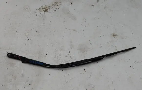 Iveco Daily 5th gen Front wiper blade arm