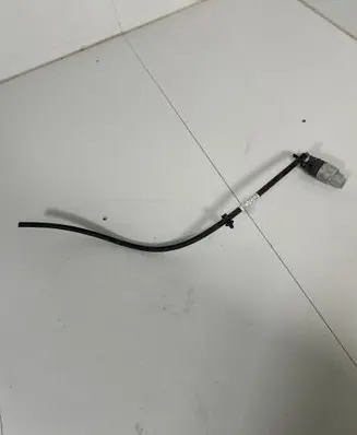 Mercedes-Benz GLC C253 Windshield washer fluid hose A2538602200