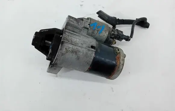 Peugeot 308 Starter motor V7550017
