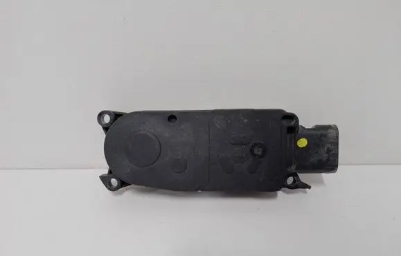Peugeot 308 Radiator active air flap actuator 5877R1001A