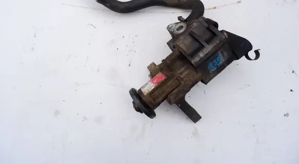 BMW X5 E70 Power steering pump 6796462 679646203 5002445