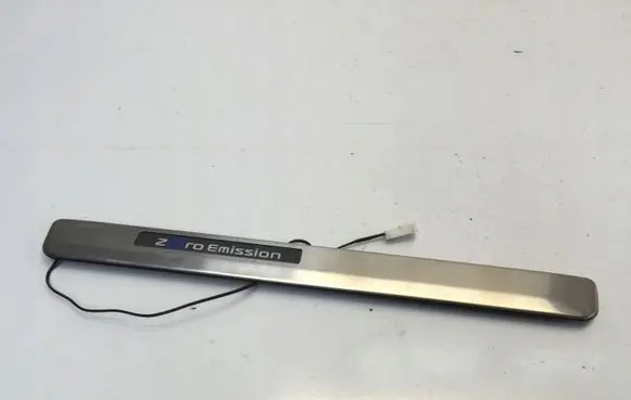 Nissan Leaf II (ZE1) Front sill trim cover 20180123