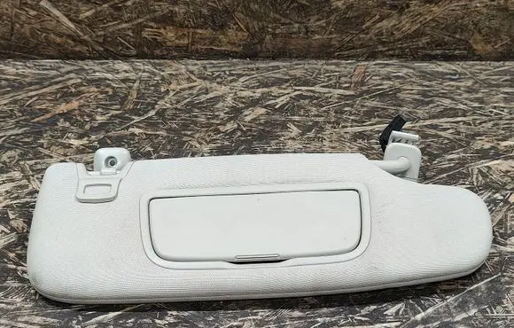 Ford Fusion II Sun visor