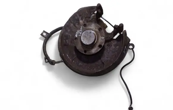 Rear wheel hub spindle/knuckle