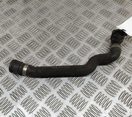 Mercedes-Benz C W205 Engine coolant pipe/hose A2055014784