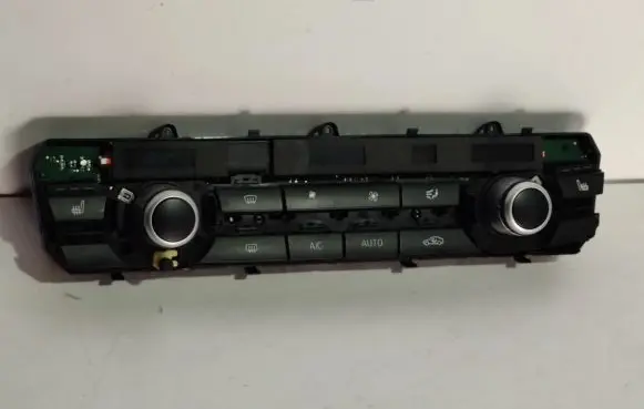 BMW 5 F10 F11 Interior fan control switch 9299008
