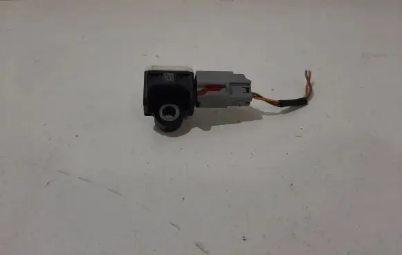Volvo V60 Airbag deployment crash/impact sensor 31334336