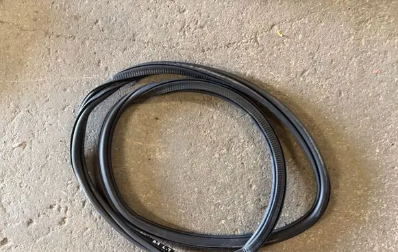 Audi A1 Rubber seal rear door 