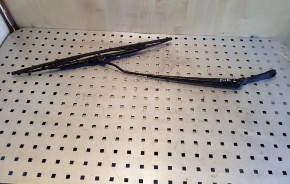 Audi A3 S3 8L Front wiper blade arm 8L1955407A