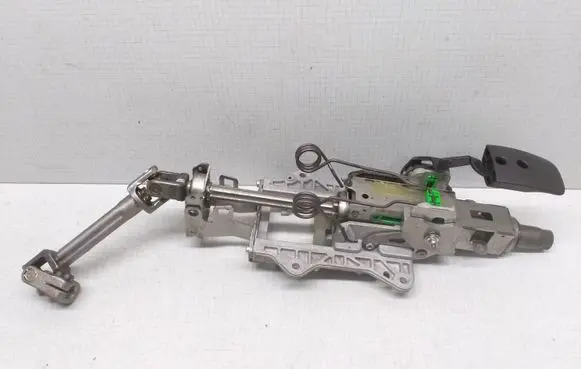 Volkswagen Golf V Steering wheel axle 1K1419502R