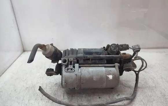 Mercedes-Benz CLS C218 X218 Air suspension compressor/pump A2123200404