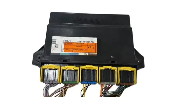 Ford Kuga I Comfort/convenience module 8M5T19G481AE 2007DJ0476 5WK48777I