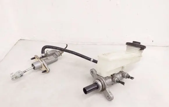 Honda Civic X Master brake cylinder 