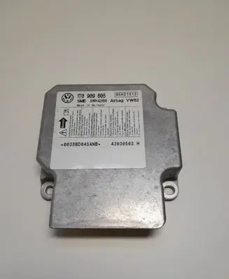 Volkswagen Touran I Airbag control unit/module 1T0909605