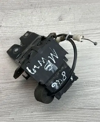 Mercedes-Benz C W203 Tailgate/trunk/boot lock/catch/latch A2037500184