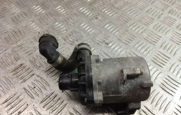 BMW 5 F10 F11 Electric auxiliary coolant/water pump 7566335