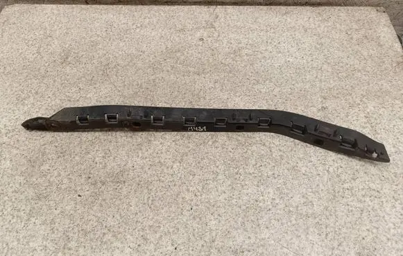 Mercedes-Benz C W204 Rear bumper mounting bracket A2048800730