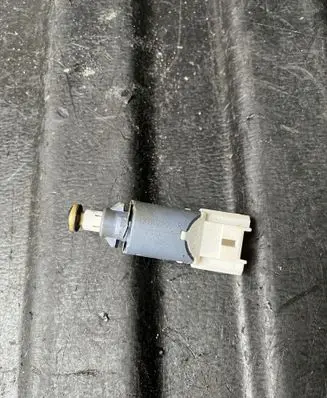 Mercedes-Benz Citan W415 Brake pedal sensor switch 8200168238