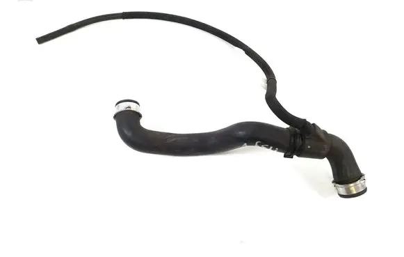 Mercedes-Benz C W203 Engine coolant pipe/hose A2035014582