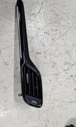Ford Fiesta Dash center air vent grill