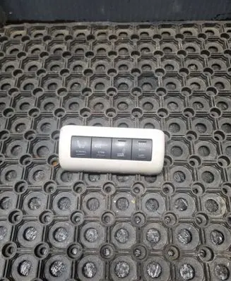 Chrysler Grand Voyager V Seat control switch 10001335 P1E819283AB