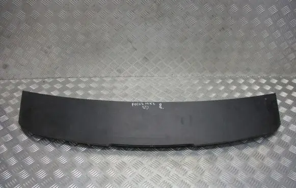 Ford Focus Rear window tailgate spoiler 