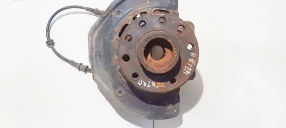 Opel Vectra B Front wheel hub