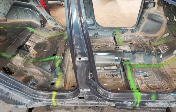 Ford Focus Pillar (middle) 