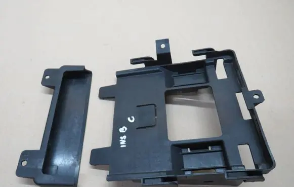 Opel Insignia B Engine control unit box 329510614