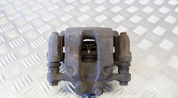 Hyundai Tucson TL Rear brake caliper