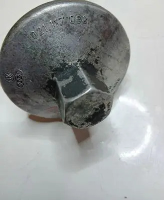 Audi A6 S6 C5 4B Oil filter cover 021117063