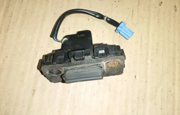 Honda Accord Tailgate/trunk/boot open switch 74810SEA003