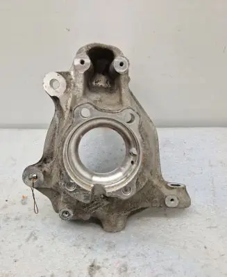 BMW 4 G22 G23 G24 G26 Front wheel hub spindle knuckle 6877148