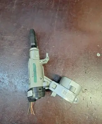 Opel Insignia A Ignition lock 20939745 10400310553