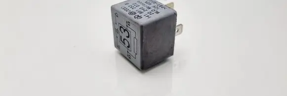 Volkswagen Golf IV Other relay 141951253B