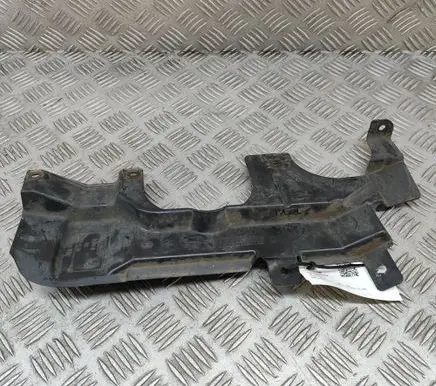 BMW X5 F15 Intercooler air guide/duct channel 7160238