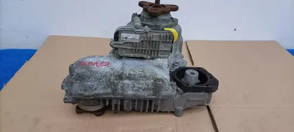 BMW X1 E84 Gearbox transfer box case 7610584