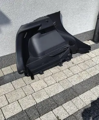 Hyundai Kona I Tailgate/trunk side cover trim 85731DD100
