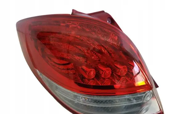 Hyundai Veloster Rear/tail lights 2V120
