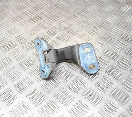 Tailgate/trunk/boot hinge