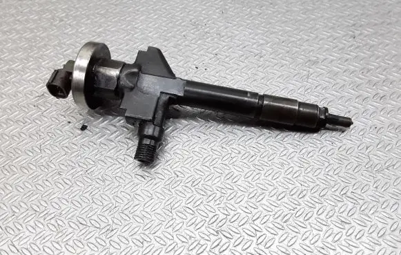 Mazda 6 Fuel injector 13H50B