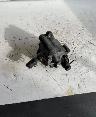 Toyota RAV 4 (XA10) Vacuum pump 2930027020 PX074