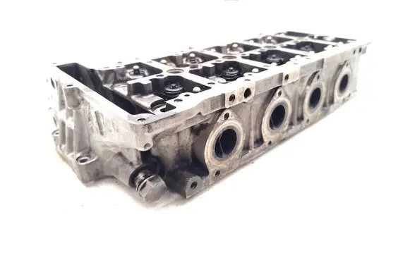 BMW 1 F20 F21 Engine head 7812603